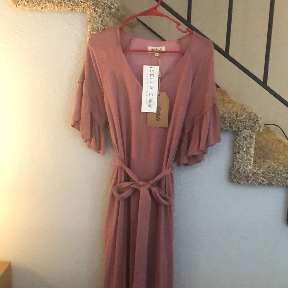 Bella Ella mid dress